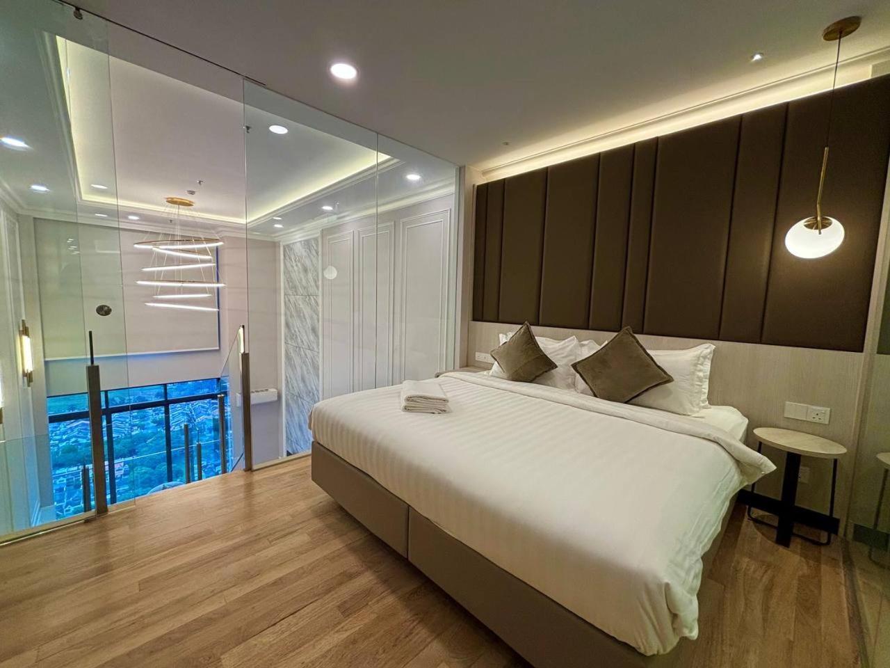 Societe By Bamboo Hospitality 5*